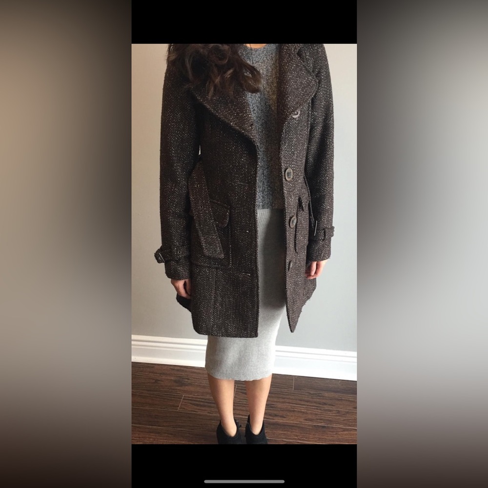 Costa blanca brown coat size 2
Mocha brown